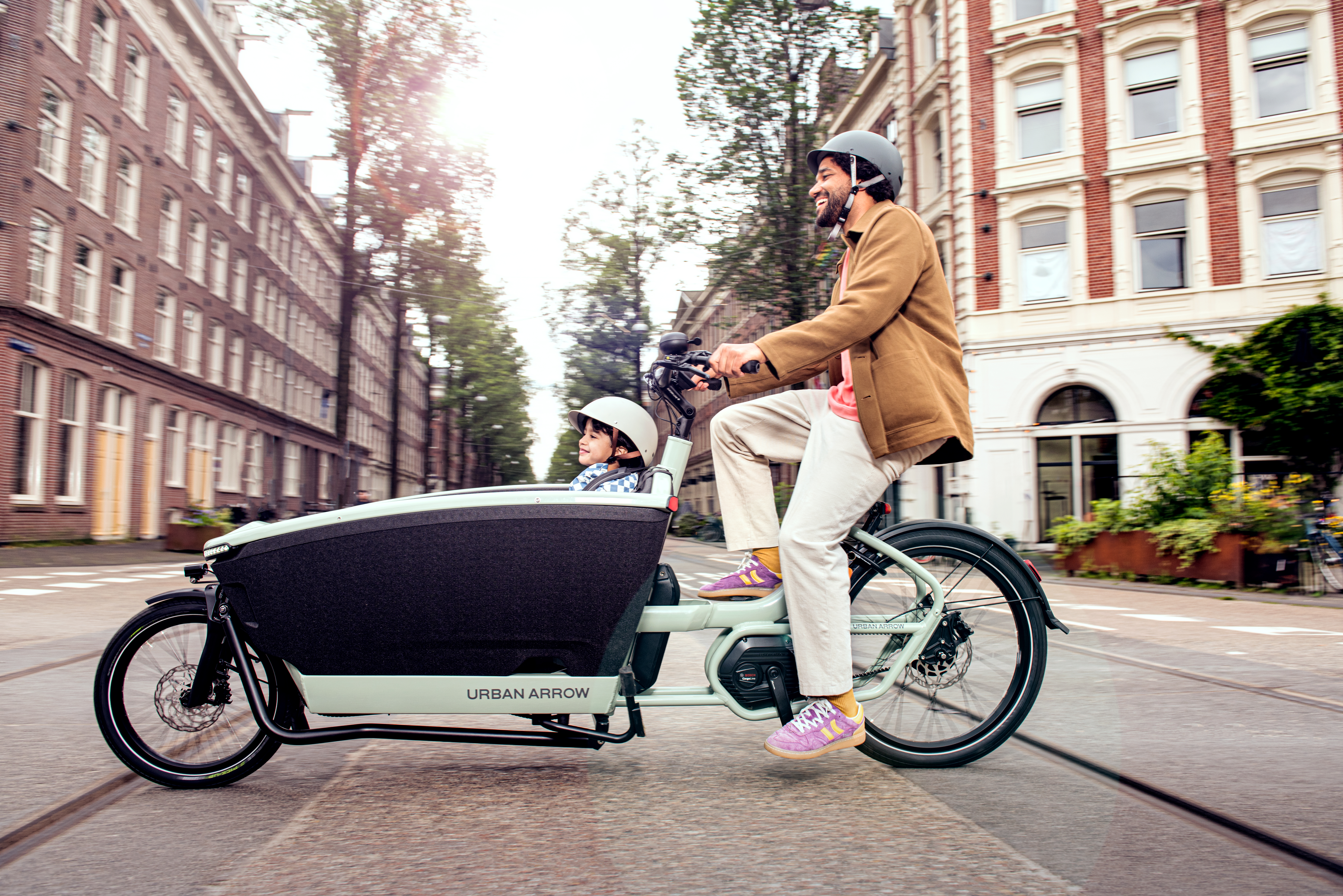 Make Father's Day unforgettable with Urban Arrow!